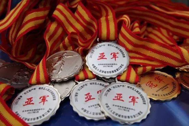 三外援球队夺冠=笑话OR悲哀?