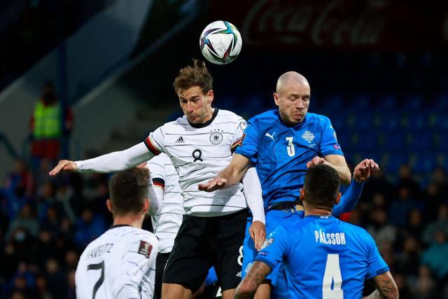 李炎哲22+10新疆加时胜广厦 胡金秋22+12